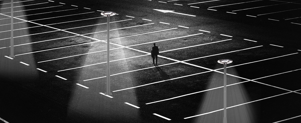 3500W Commercial Solar Round 360° Wide Angle Pole Outdoor Lamp Post Light with 98 inch Pole IP67 Waterproof With Remote